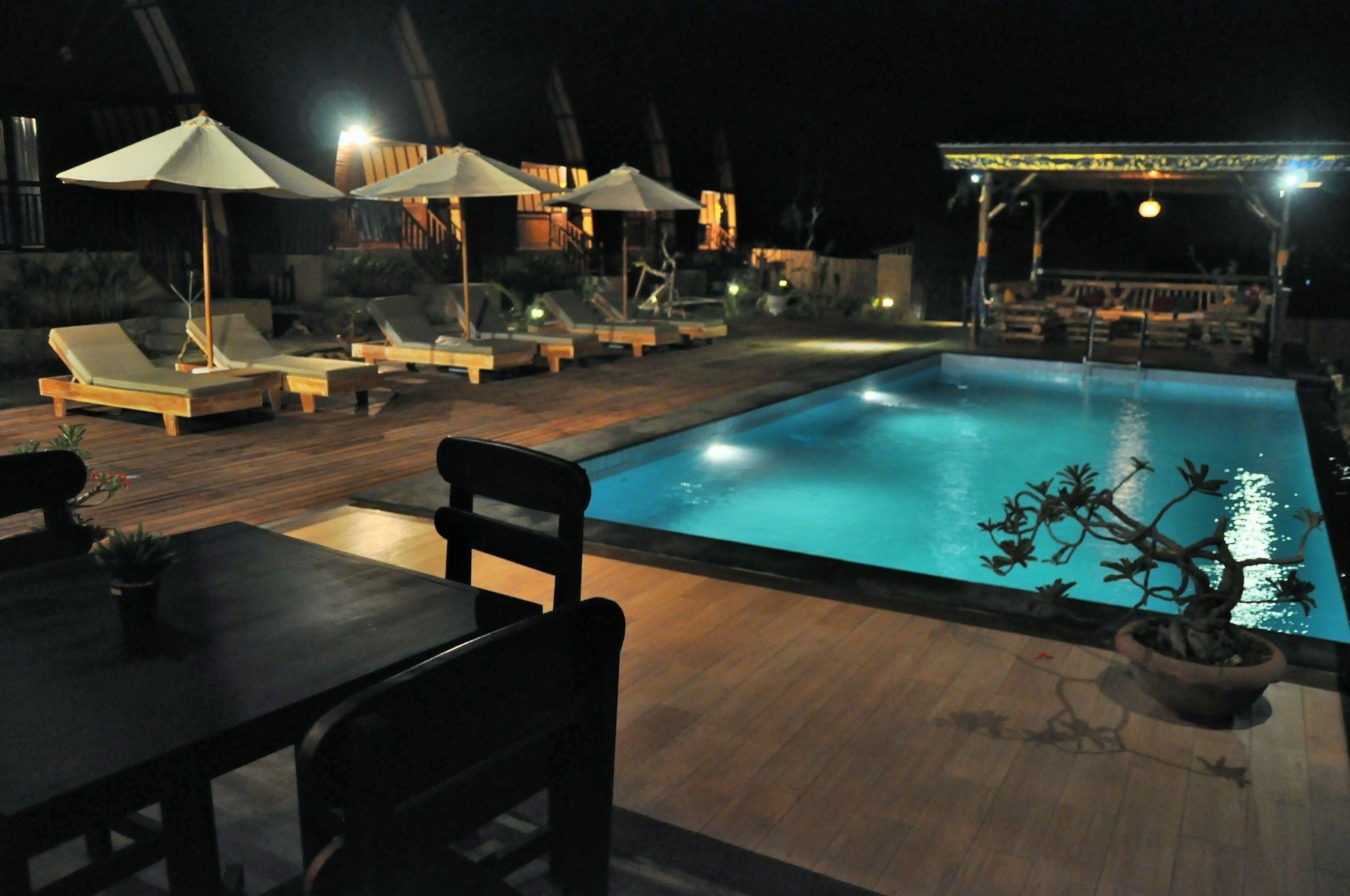 บาตารัน การ์เดน คอตเทจ Hotel Batununggul ภายนอก รูปภาพ